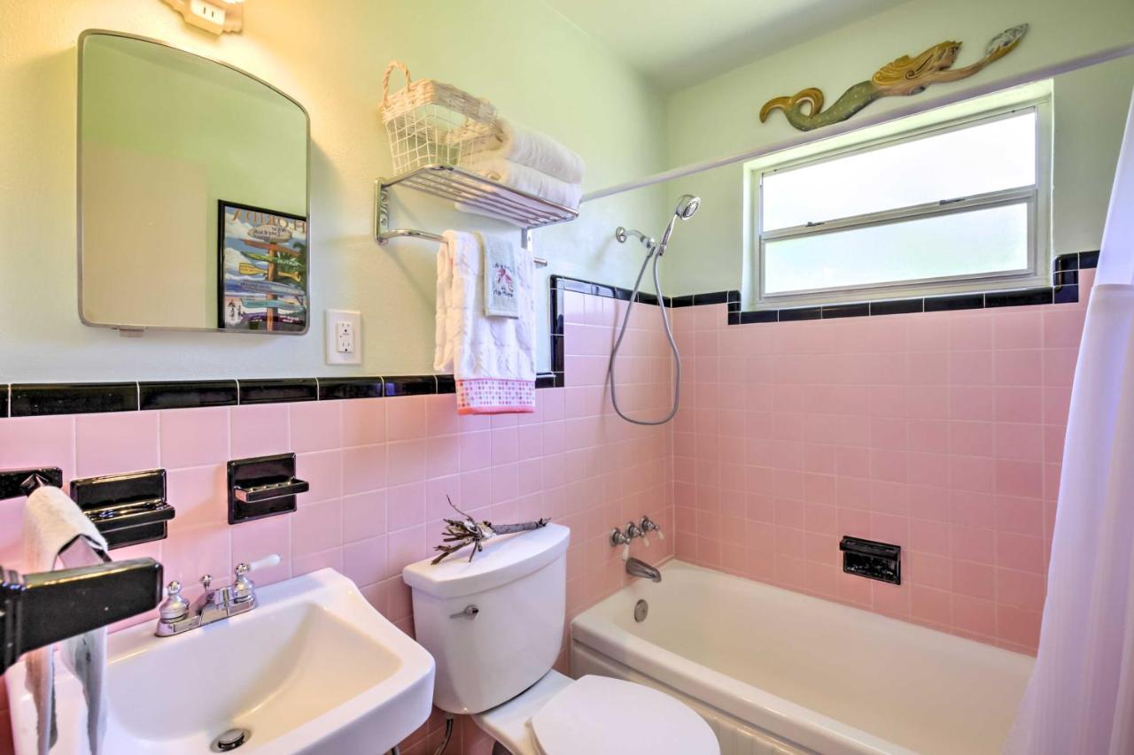 New Smyrna Beach Abode With Fire Pit, Walk To Beach! Esterno foto